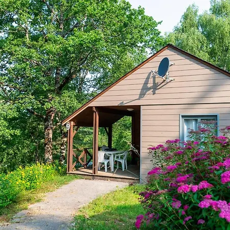 Camping De La Vernhe Saint-Amans-des-Cots Esterno foto