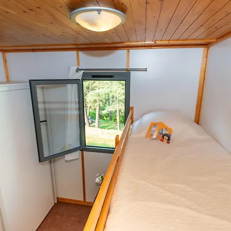Camping De La Vernhe Saint-Amans-des-Cots Esterno foto